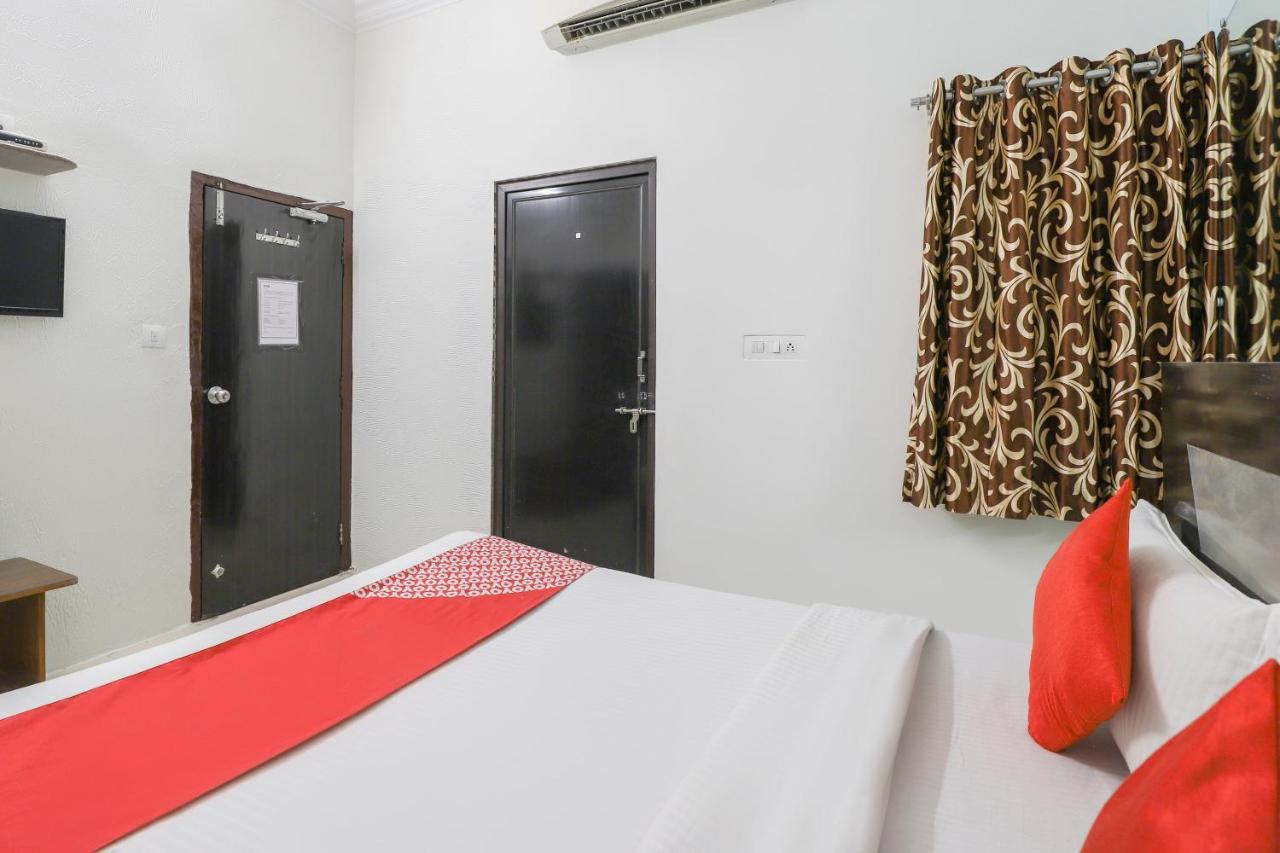 Hotel Jasmine Ahmedabad Exterior foto