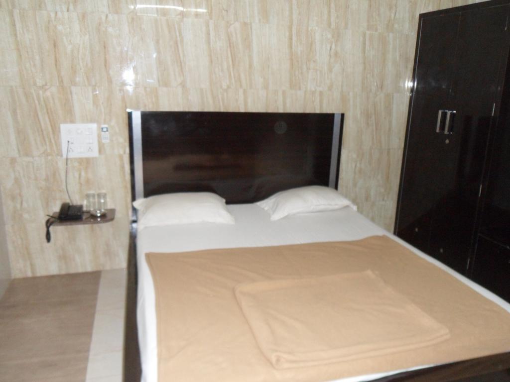 Hotel Jasmine Ahmedabad Exterior foto