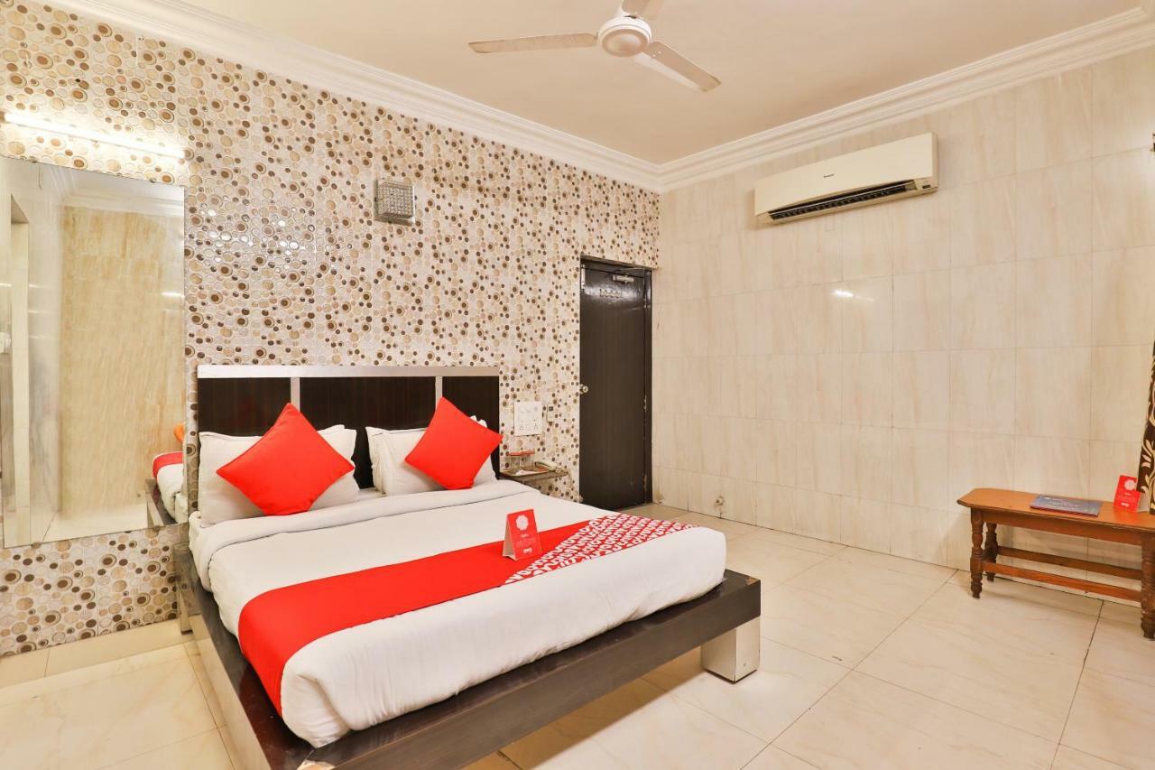 Hotel Jasmine Ahmedabad Exterior foto